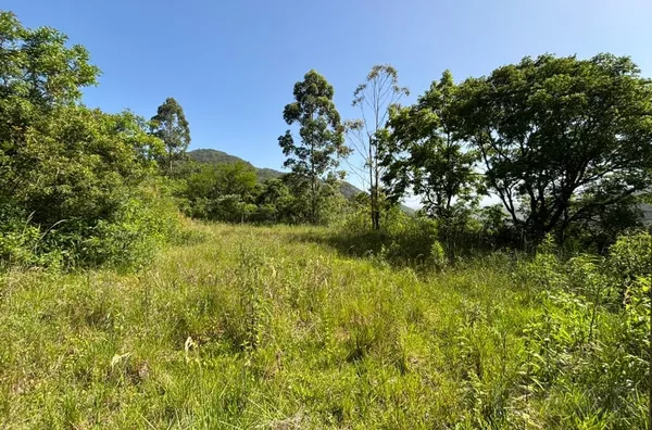 MAIS DE 9ha DE PURA BELEZA NATURAL. FAÇA DESSE LUGAR SEU PARAÍSO