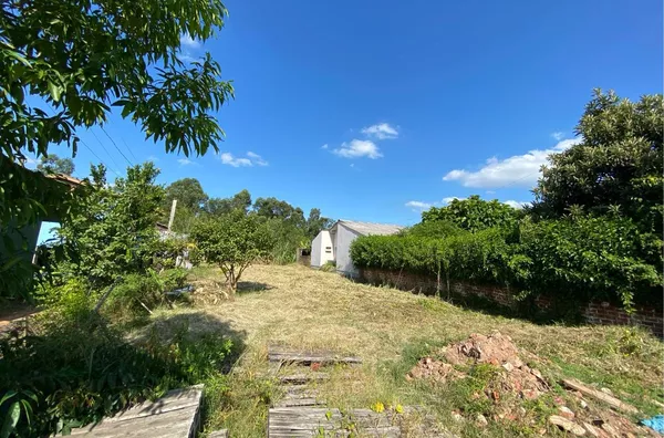 TERRENO DE 457m² BEM PRÓXIMO DO CENTRO COMERCIAL