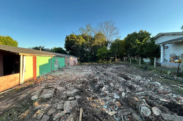 TERRENO AMPLO DE 660m² PRONTO PARA CONSTRUIR!