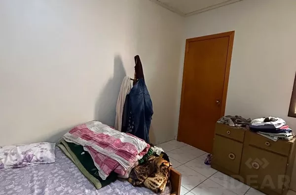 CASA PRINCIPAL COM EXCELENTE ACABAMENTO E ANEXO INDEPENDENTE 