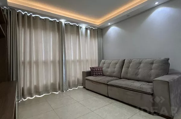 APARTAMENTO MOBILIADO E COM UMA LINDA VISTA PARA A CIDADE