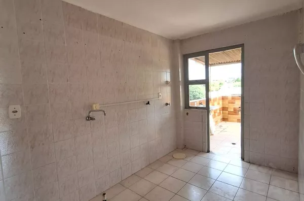 Apartamento na área central da cidade, próximo de academia, hospital, mercado, farmácia... Nos contate e agende sua visita. Nós da Idear Imóveis estamos prontos para te atender.