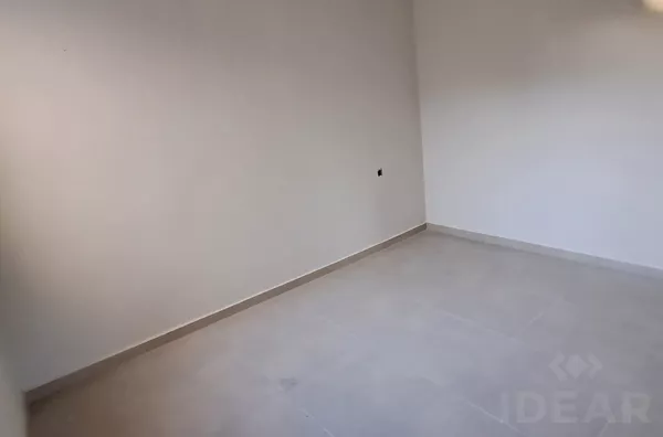 GEMINADO DE 2 DORMITÓRIOS DE 40m² DE ÁREA CONSTRUÍDA
