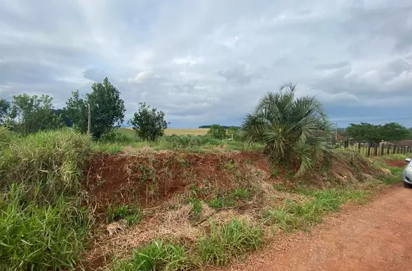 TERRENO PRÓXIMO DO CENTRO DA VILA PALANQUE. VENHA CONFERIR!
