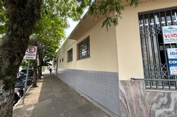 PONTO CENTRAL E TRADICIONAL DE NOSSO COMÉRCIO A SUA ESPERA!