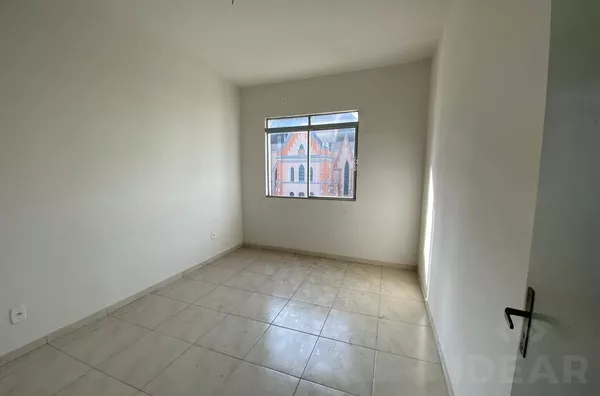 SALA COMERCIAL NO CORAÇÃO DA CIDADE! ESPAÇO IDEAL PARA SEU CONSULTÓRIO/ESCRITÓRIO