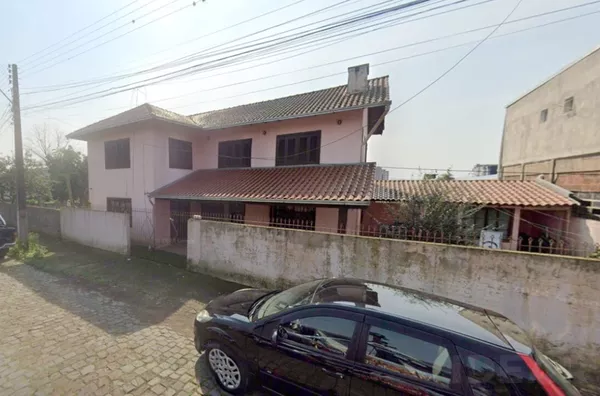 ESQUINA BEM LOCALIZADA E CABE TRANQUILAMENTE EM SEU ORÇAMENTO