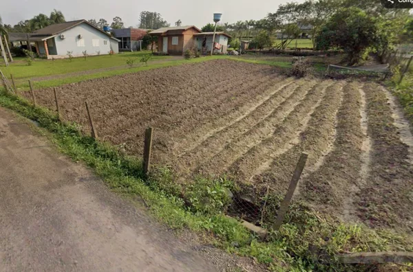 PROCURANDO UMA MINI CHÁCARA PARA FICAR DE BOA?