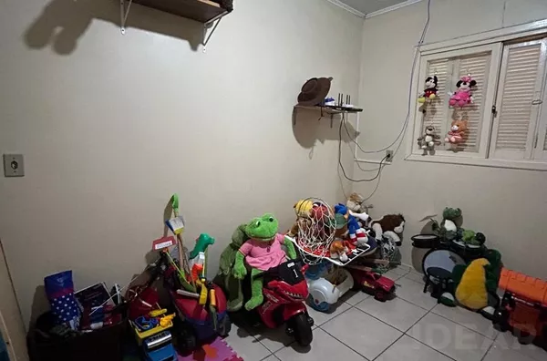 CASA DE 74m², COM QUIOSQUE, PARA MELHOR DESFRUTE EM FAMÍLIA