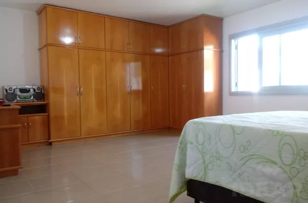 SE VOCÊ PROCURA ESPAÇO E CONFORTO, ALÉM DE UM ÓTIMO PÁTIO? ACABA DE ACHAR