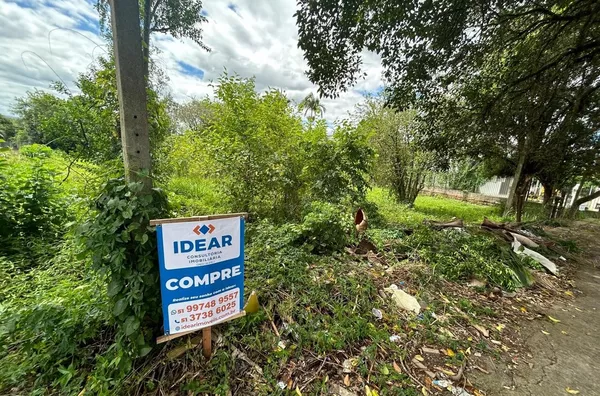TERRENO COM GRANDE POTENCIAL COMERCIAL EM RUA DE MUITA MOVIMENTAÇÃO