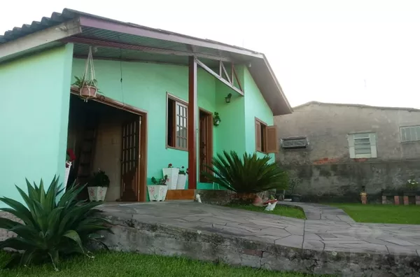 LINDO TERRENO EM UMA EXCELENTE LOCALIZAÇÃO, COM PISCINA E AGUARDANDO VOCÊ