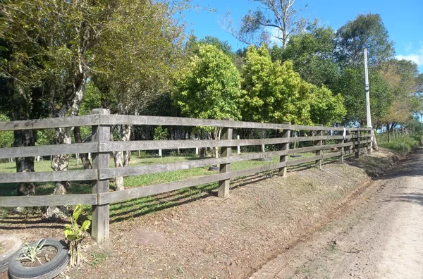 CHÁCARA DE 4.500m², DOIS AÇUDES E FÁCIL LOCALIZAÇÃO