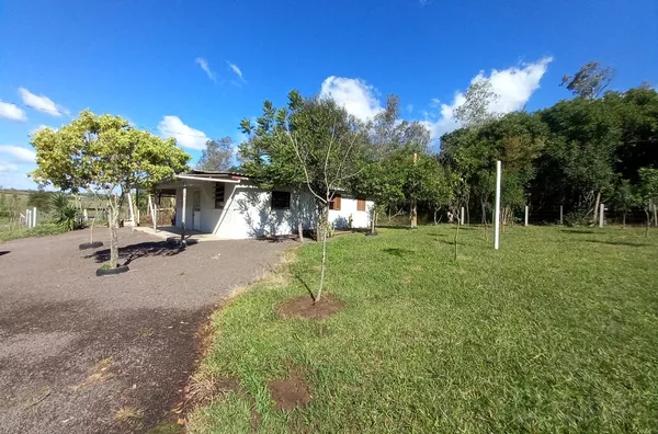 CHÁCARA DE 4.500m², DOIS AÇUDES E FÁCIL LOCALIZAÇÃO