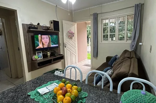 CASA DE 74m², COM QUIOSQUE, PARA MELHOR DESFRUTE EM FAMÍLIA