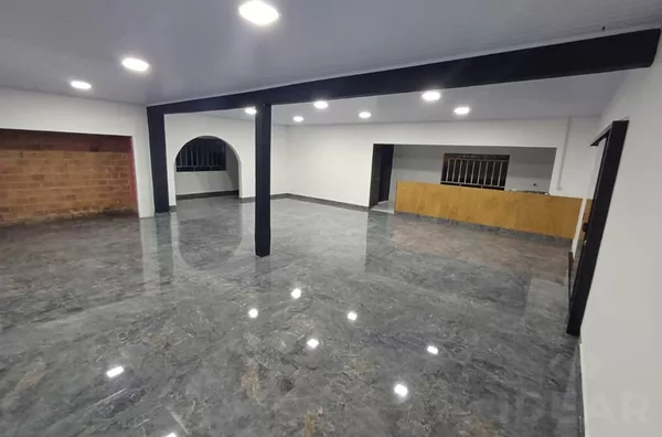 18.000m² DE ÁREA DE TERRA E 880m² DE ÁREA CONSTRUÍDA