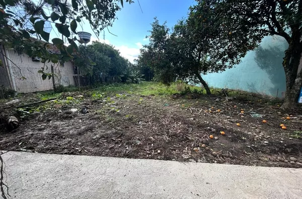 EXCELENTE TERRENO EM UMA BELA E TRANQUILA REGIÃO