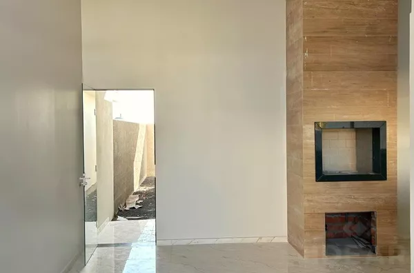 A QUALIDADE QUE BUSCA ESTÁ AQUI! DUAS LINDAS CASAS A SUA ESCOLHA