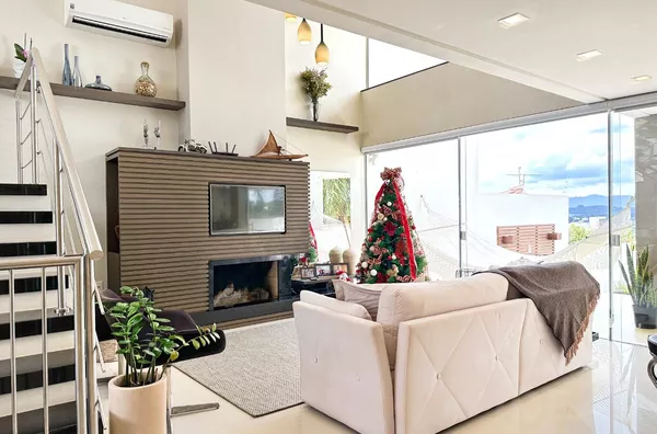 QUALIDADE E CONFORTO SÃO ITENS QUE ACOMPANHAM ESSA MARAVILHA