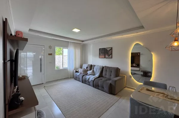CASA DE 3 QUARTOS, SUITE E PÁTIO MURADO - Foto 2