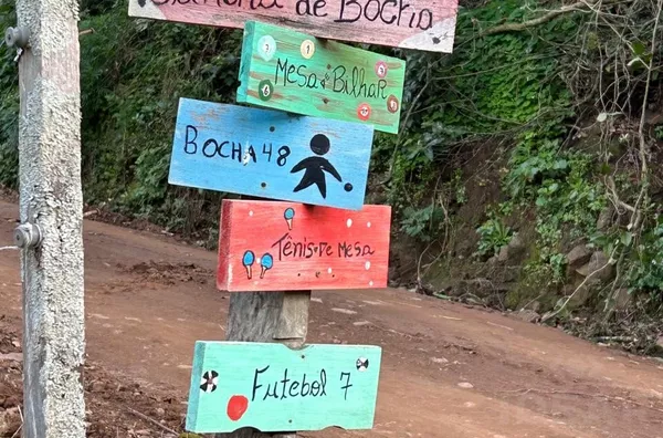 CHÁCARA TOTALMENTE VOLTADA PARA O LAZER E REUNIÃO DE MORADORES