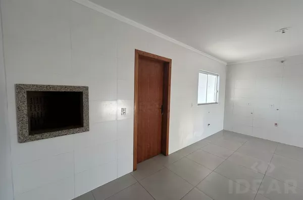 SOBRADO BEM LOCALIZADO COM GRANDE PÁTIO NOS FUNDOS E NA FRENTE - Foto 5