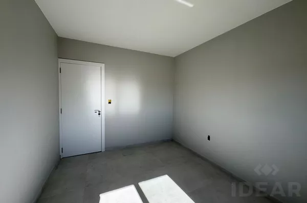 LOT UNIVERSITÁRIO 2 COM CASA DE 59,35m² AGUARDANDO VOCÊ!