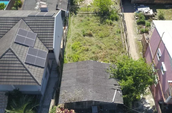 TERRENO FIM DE RUA, TRAZENDO MAIS SEGURANÇA PARA A FAMÍLIA