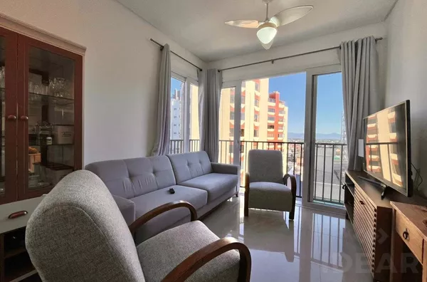 APARTAMENTO EM ÓTIMA LOCALIZAÇÃO, COM 2 DORMITÓRIOS