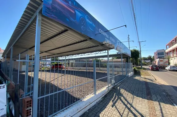 SUA REVENDA, SUA FLORICULTURA OU O QUE QUISER, NESSE GRANDE ESPAÇO, NO CENTRO DA GRESSLER