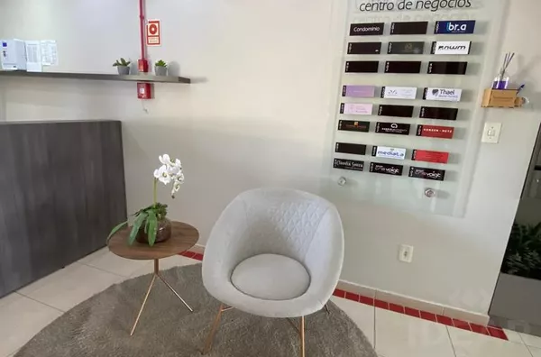 SALA COMERCIAL, COM TODA A ESTRUTURA PARA RECEBER SEUS CLIENTES