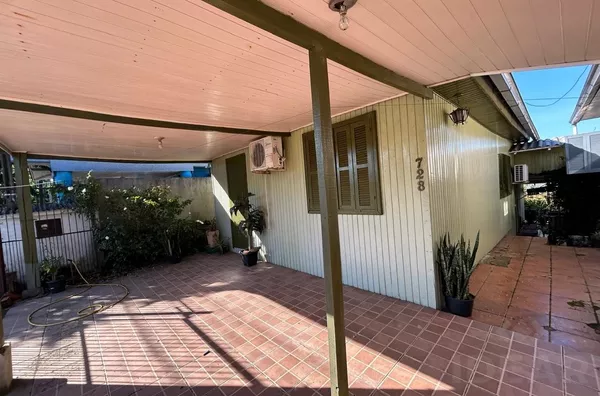 SUA FUTURA RESIDÊNCIAS NESSES 227m² DE BOA LOCALIZAÇÃO