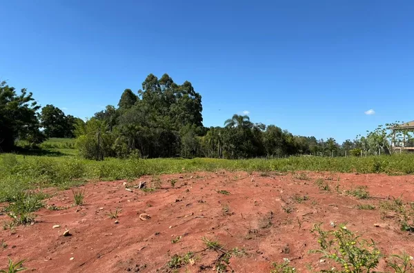 SEU PEDAÇO DE PARAÍSO ESTÁ À VENDA. VENHA CONHECER