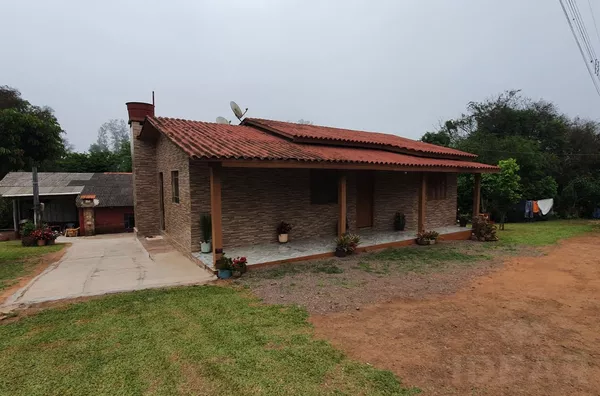 Pacote completo, casa e comércio no mesmo local