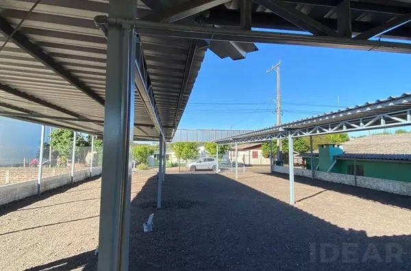 SUA REVENDA, SUA FLORICULTURA OU O QUE QUISER, NESSE GRANDE ESPAÇO, NO CENTRO DA GRESSLER