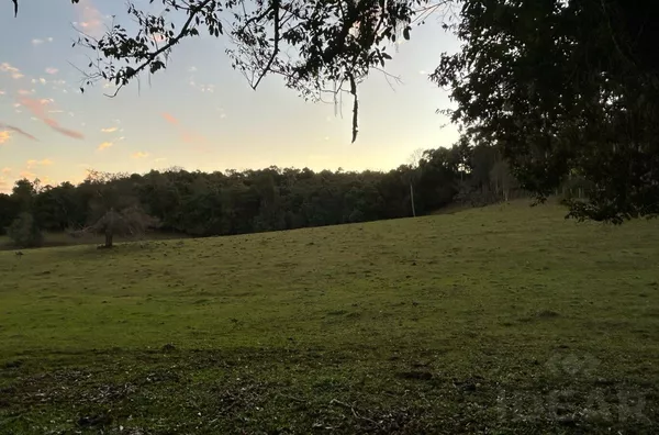 MAIS DE 7.000m² DE NATUREZA AGUARDANDO VOCÊ!