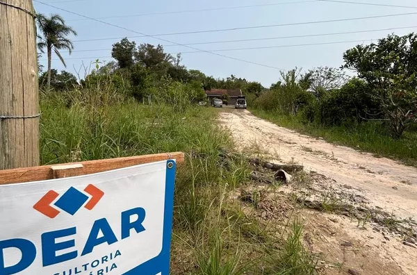 MINI-CHÁCARA A BEIRA DO ASFALTO, EM POTENCIAL ÁREA COMERCIAL