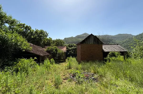 MAIS DE 9ha DE PURA BELEZA NATURAL. FAÇA DESSE LUGAR SEU PARAÍSO