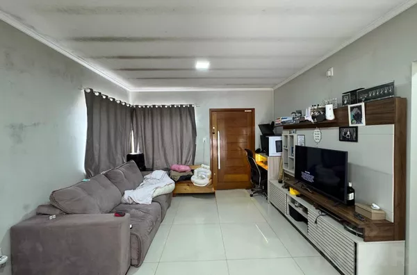 UM REFÚGIO DE PAZ E CONFORTO, COM ESTRUTURA PARA AMPLIAÇÃO