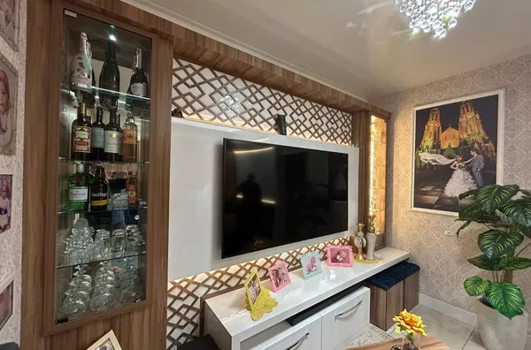 VOCÊ PROCURA DUAS CASAS INDEPENDENTES NUM MESMO LOTE?