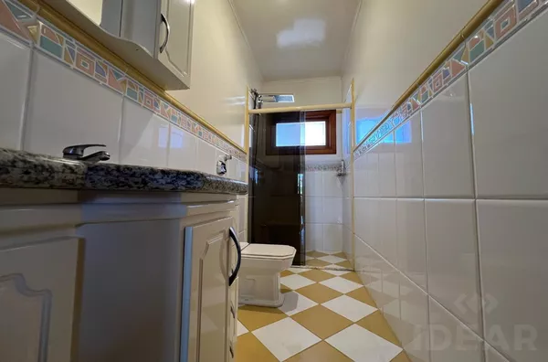 CASA DE 2 PISOS COM ÁREA COMERCIAL INTEGRADA - Foto 10