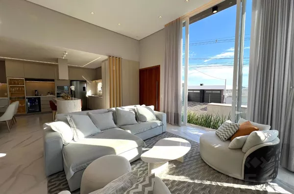 UMA CASA COM EQUILÍBRIO PERFEITO, UNINDO CONFORTO E SOFISTICAÇÃO