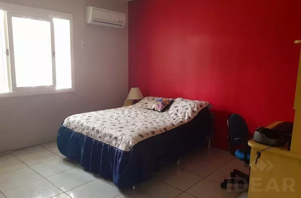 LINDA CASA, COM MUITO ESPAÇO E COM CAPACIDADE DE AMPLIAÇÃO. VENHA CONHECER!