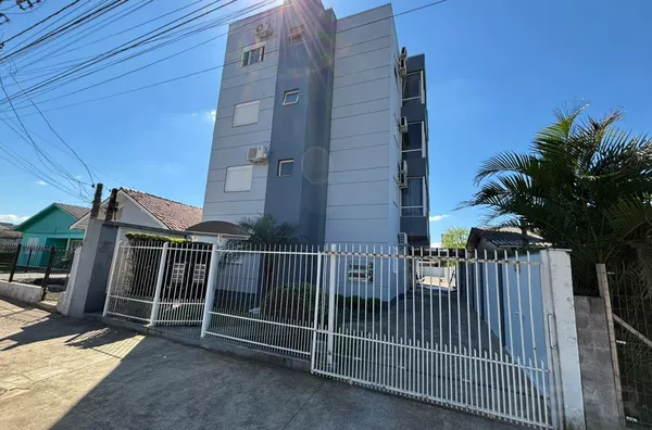 APARTAMENTO DE 2 QUARTOS, CHURRASQUERA E 1 VAGA DE GARAGEM