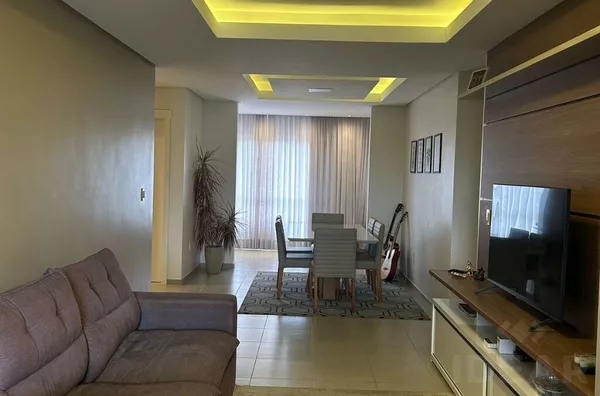 APARTAMENTO AMPLO E BEM LOCALIZADO, NO CENTRO DA CIDADE