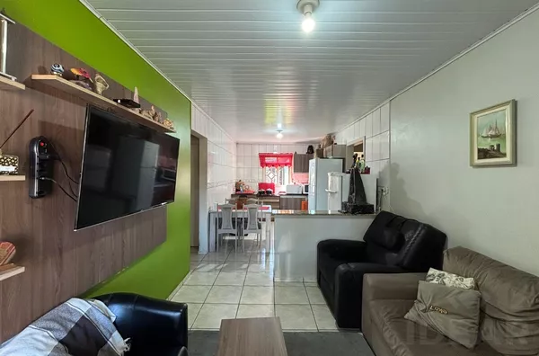 CASA COM O CONFORTO QUE SUA FAMÍLIA MERECE. VENHA CONFERIR!