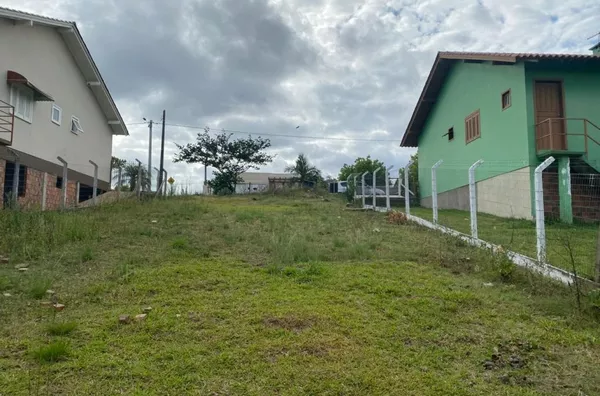 TERRENO PRÓXIMO DE ESCOLA E MERCADO NO BAIRRO CORONEL BRITO
