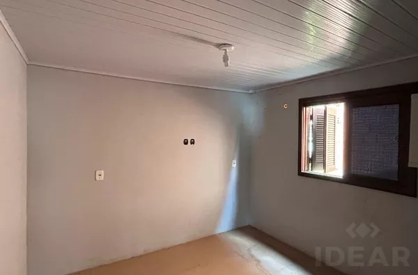 CASA DE ALVENARIA COM 110m² NO CANTO DO CEDRO 