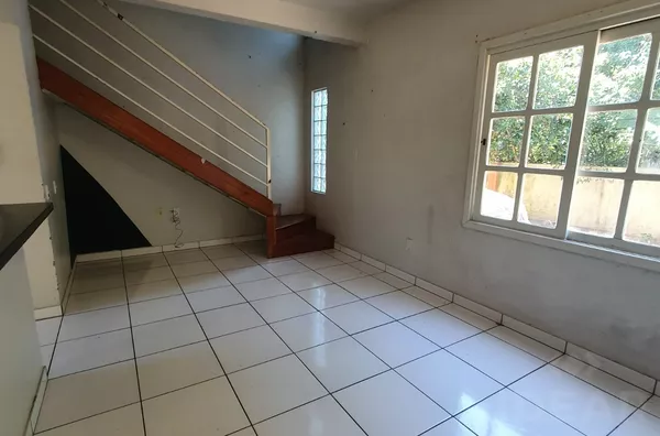 PAZ E TRANQUILIDADE. SUA MORADIA EM MEIO A NATUREZA