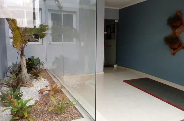 VOCÊ QUER MORAR BEM? VENHA CONHECER ESSE BELO APARTAMENTO MOBILIADO